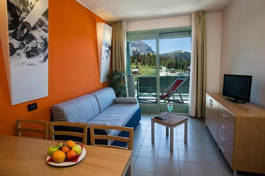 TH Sestriere - Villaggio Olimpico Esterno foto