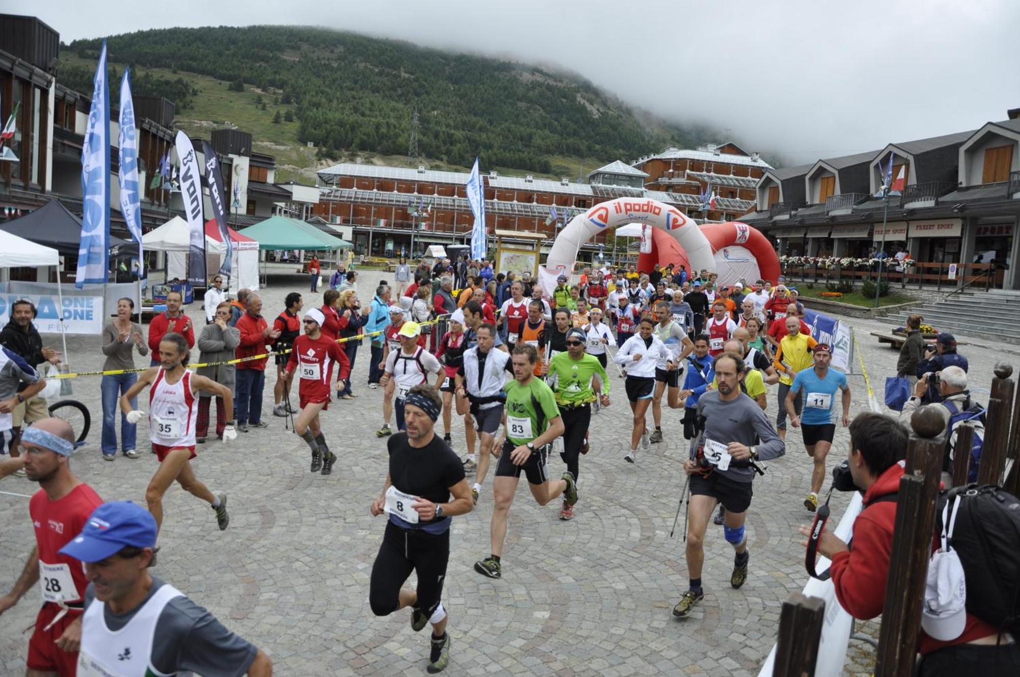 TH Sestriere - Villaggio Olimpico Esterno foto