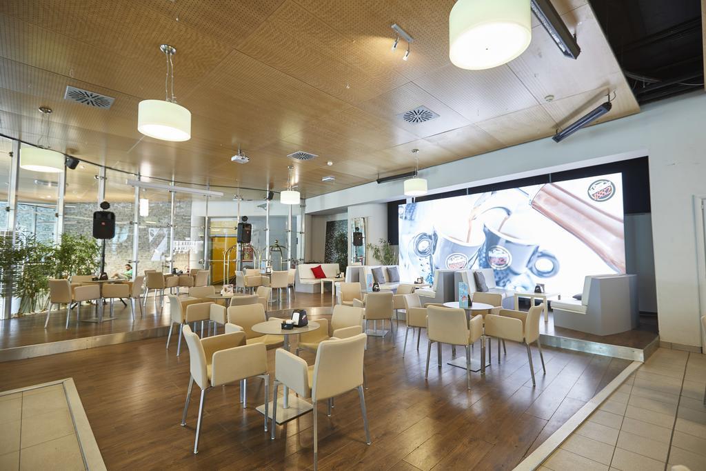 TH Sestriere - Villaggio Olimpico Esterno foto