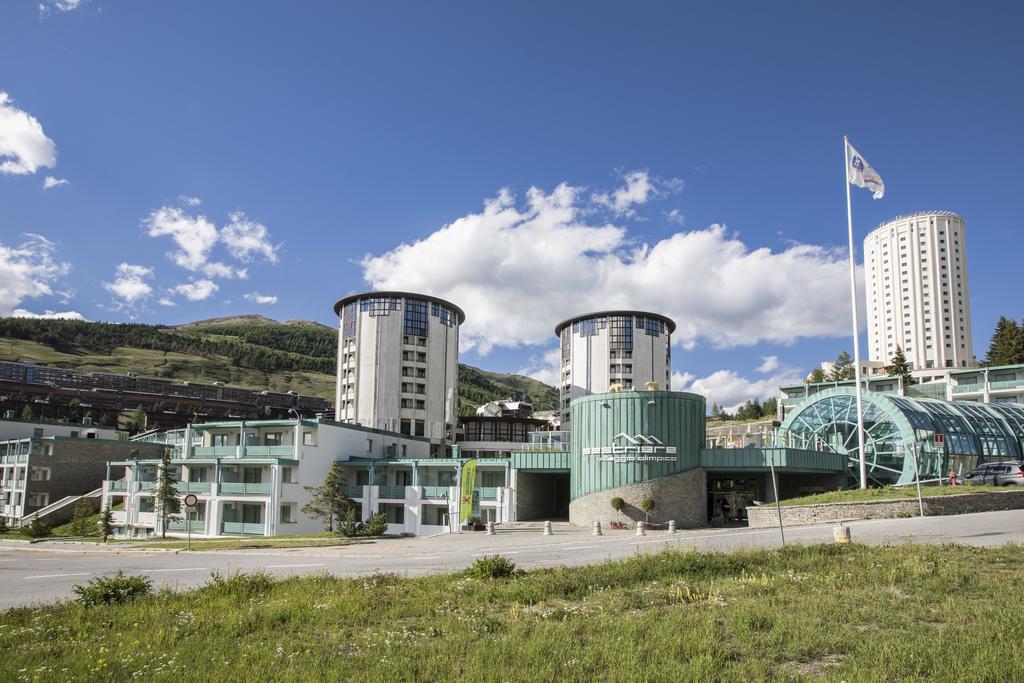TH Sestriere - Villaggio Olimpico Esterno foto