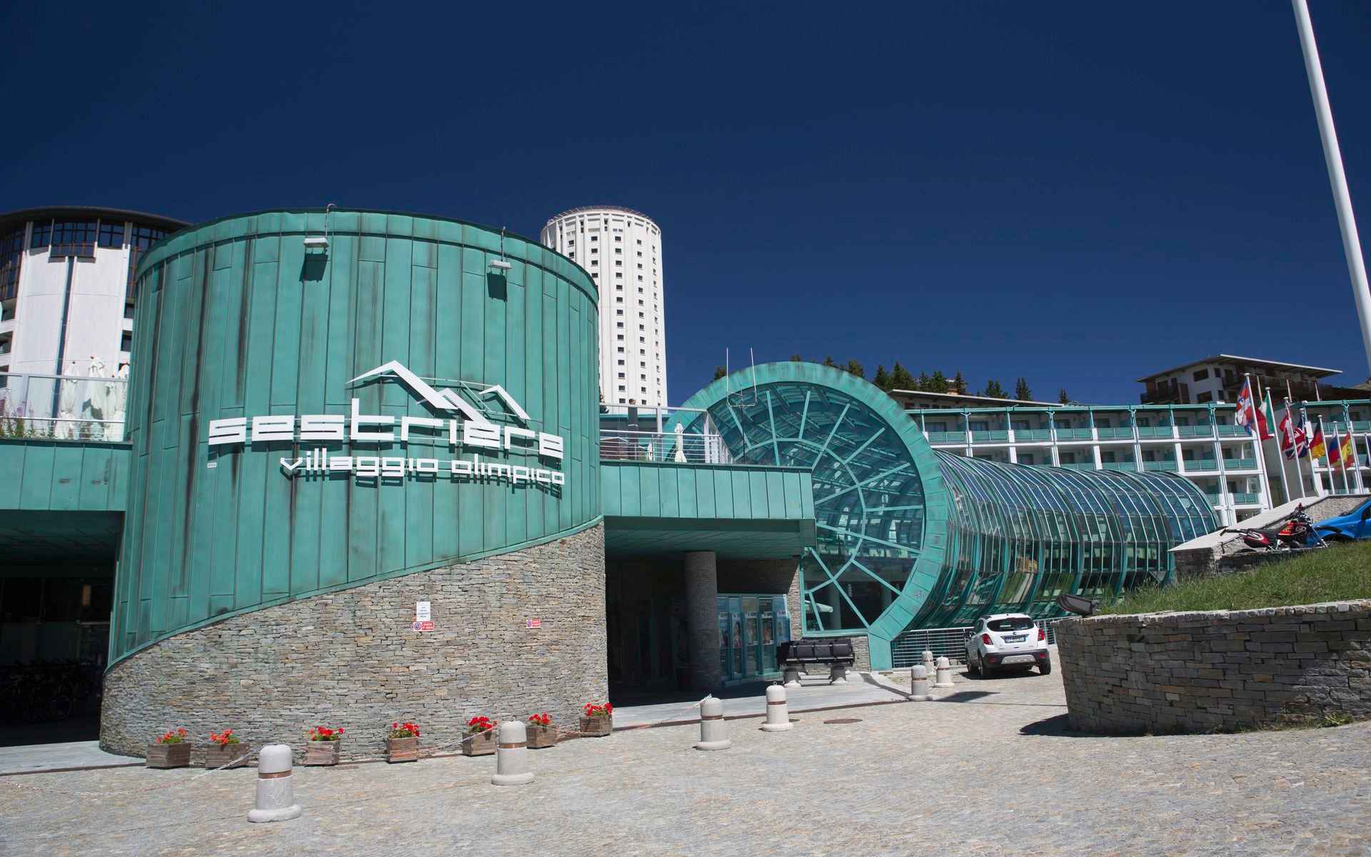 TH Sestriere - Villaggio Olimpico Esterno foto